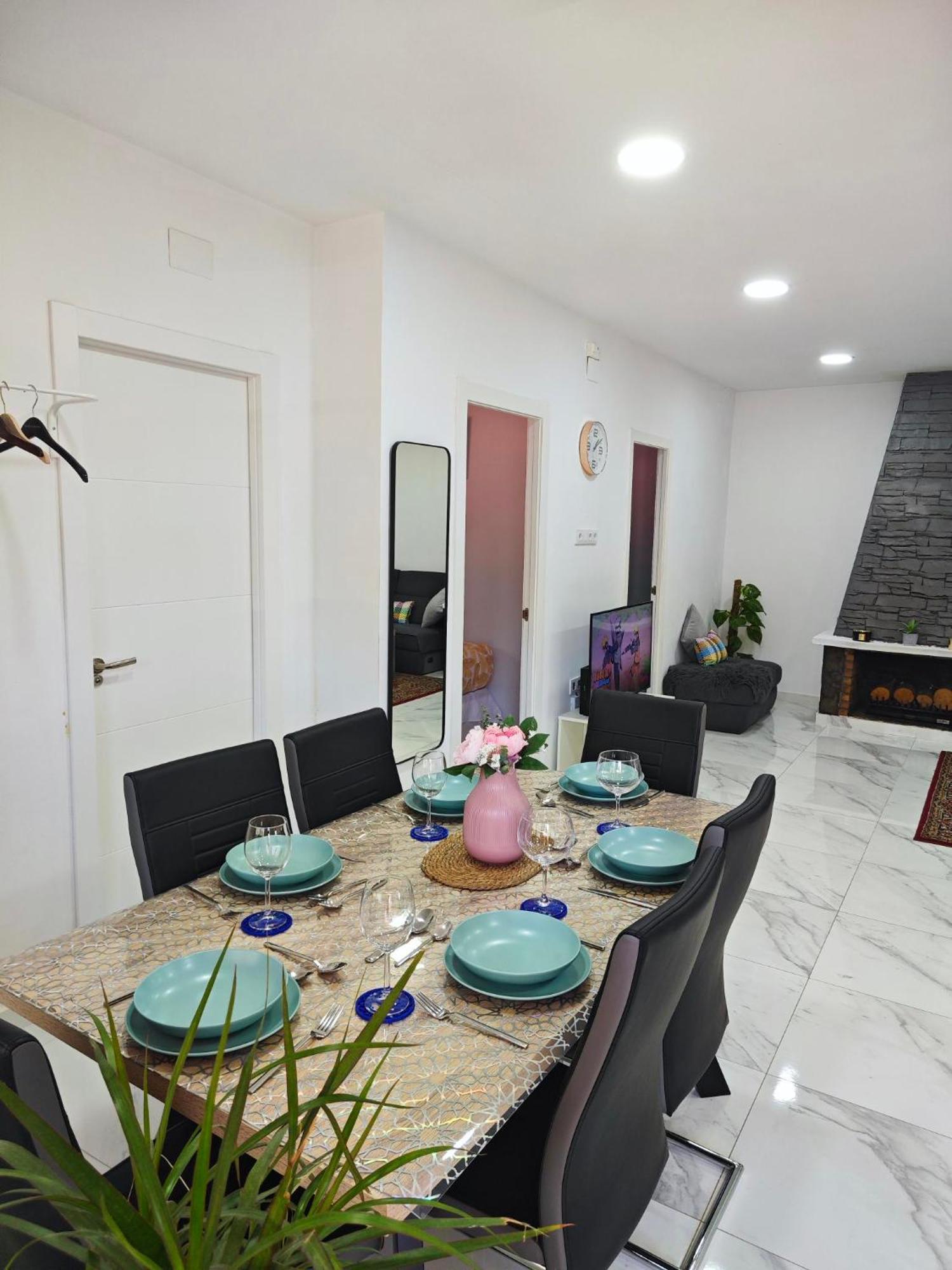 Relax House Barcelone Vila Sant Esteve Sesrovires Exterior foto